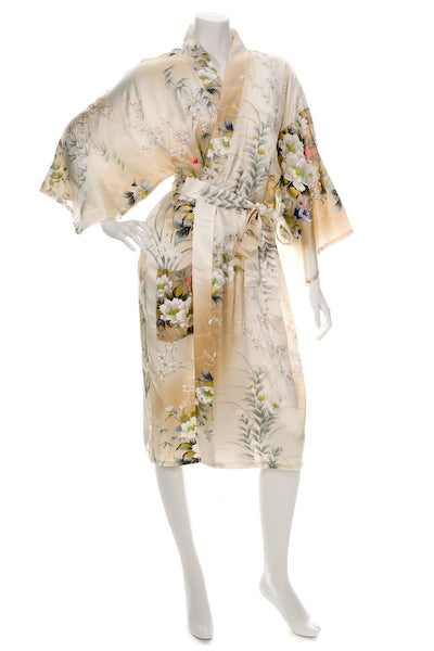 Hana Short Silk Kimono