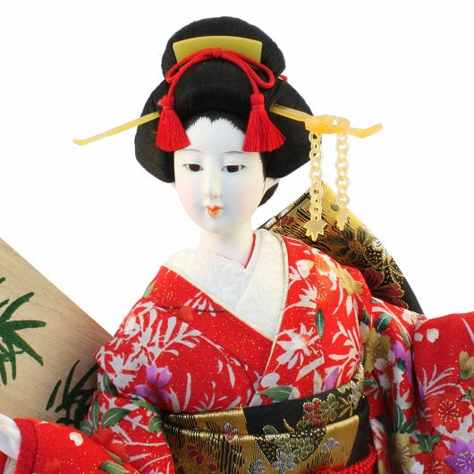 Sakura – Puppe im Seidenkimono